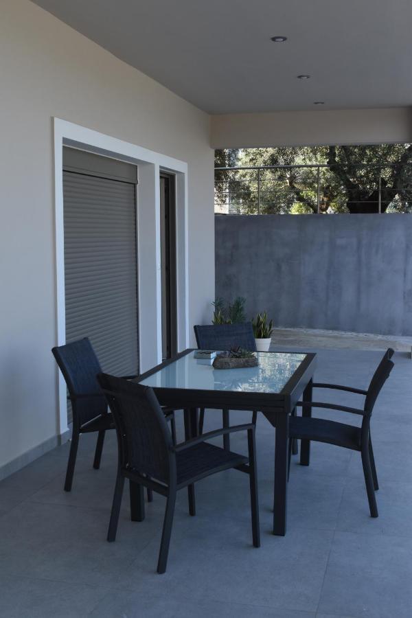 Athina'S Cozy House Appartement Sfakianalion Buitenkant foto
